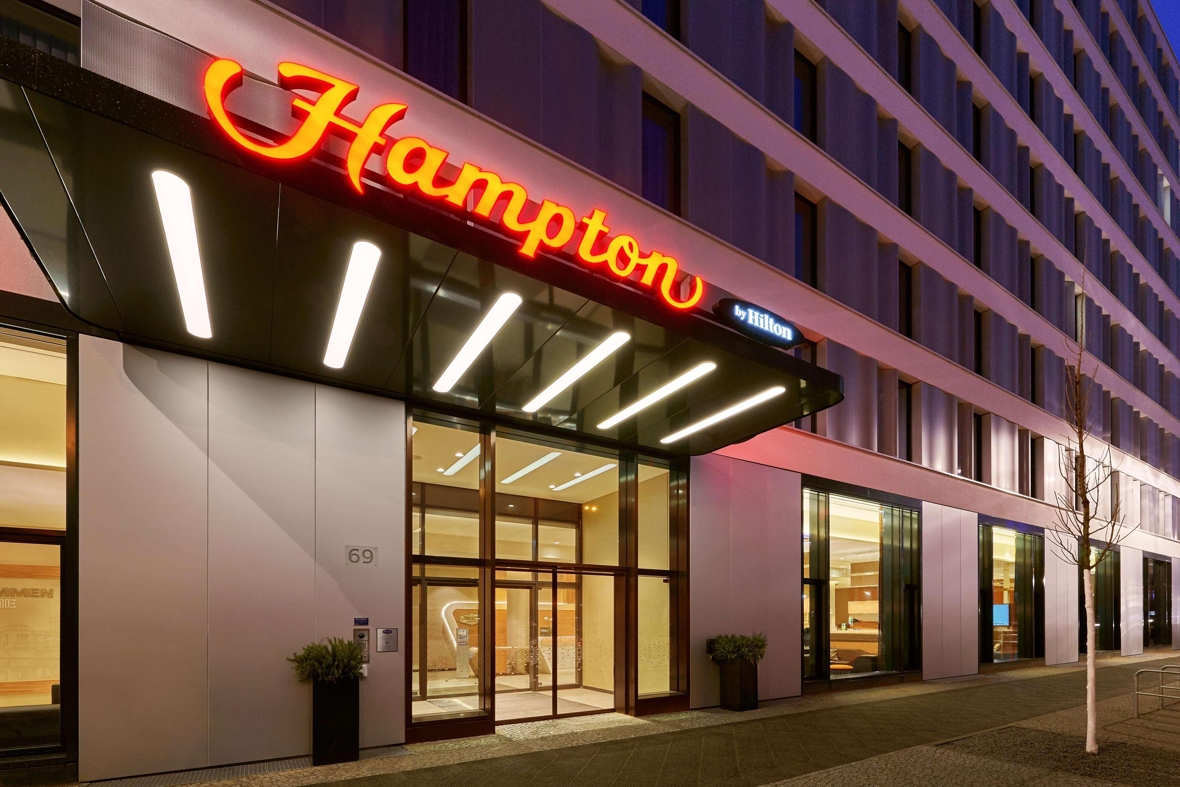 Hampton By Hilton Berlin City Centre Alexanderplatz Exterior foto