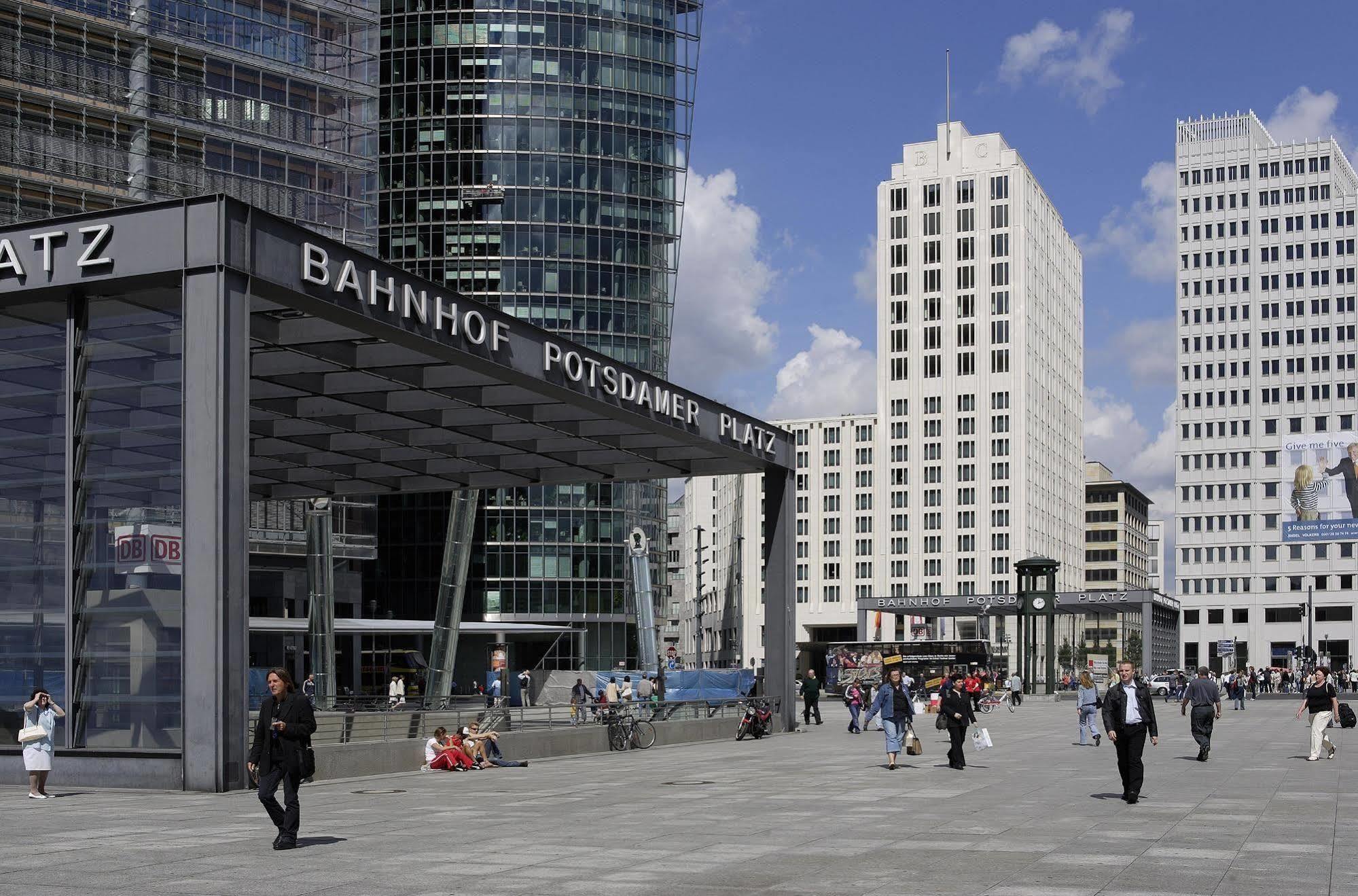 Hampton By Hilton Berlin City Centre Alexanderplatz Exterior foto